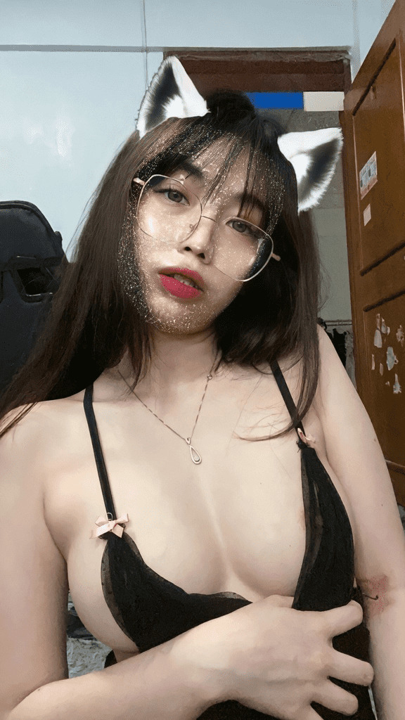 สาวสวยโชว์โป๊เปลือย 3 รูปโป๊ รูปโป๊ทางบ้าน รูปโป๊ไทย รูปโป้ ดูรูปโป๊