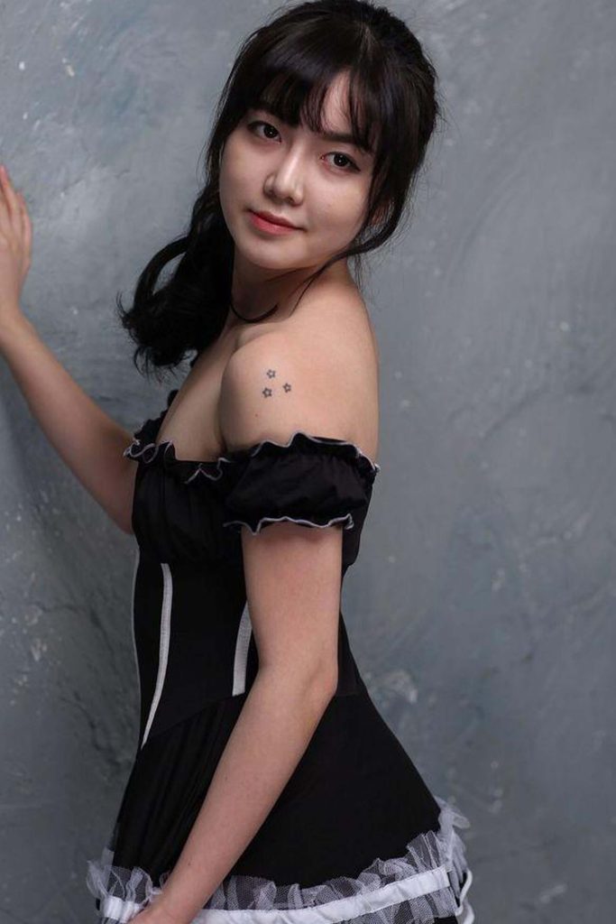 นางแบบสาวเกาหลีเปลื้องภาพเปลือย1 รูปโป๊ รูปโป๊ทางบ้าน รูปโป๊ไทย รูปโป้ ดูรูปโป๊