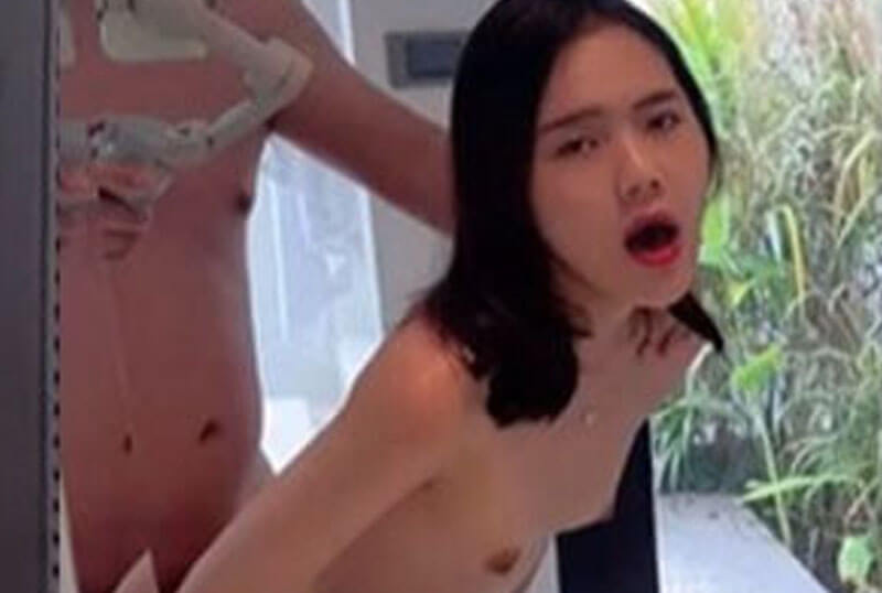 ท่าเด็ดน้องวีพีอาร์ ล่าควย  [หนังโป๊]