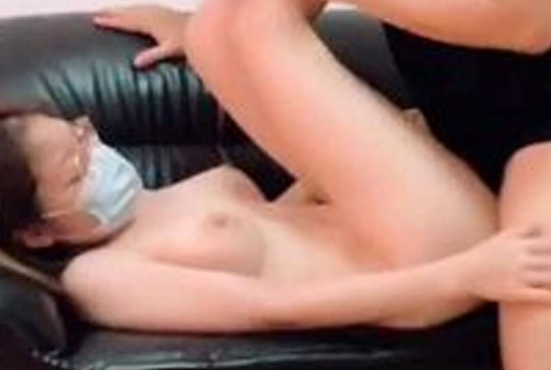โซฟาอ้าหีฟิน [XNXX]