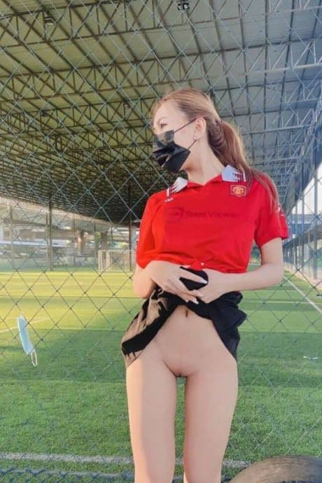 ภาพ18 เด็กเอ็นข้างสนามบอล4 รูปโป๊ รูปโป๊ทางบ้าน รูปโป๊ไทย รูปโป้ ดูรูปโป๊